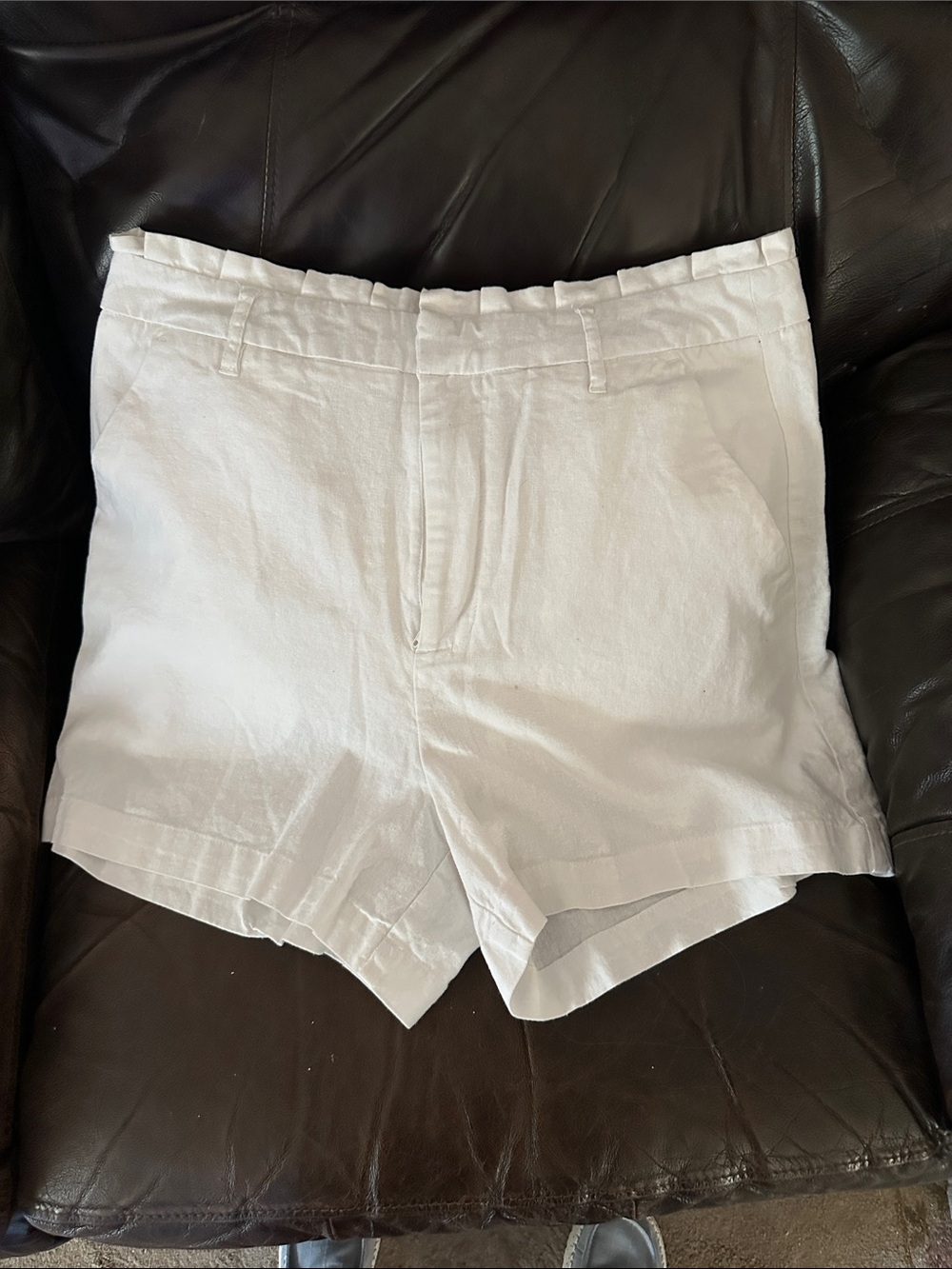sofia by sofia vergara White Linen-Blend Bermuda Shorts